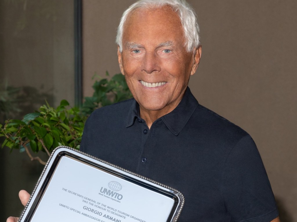 Georgio Armani e Gino Sorbillo nomeados novos embaixadores especiais para o turismo, enquanto a OMT lidera o relançamento do turismo na&nbsp;Itália