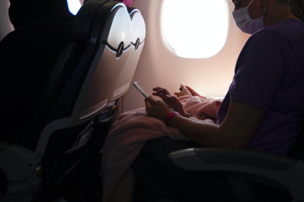 70% dos destinos têm restrições de viagem levantadas, mas a diferença global está&nbsp;emergindo