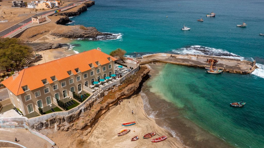 Grupo Oásis Atlântico inaugura o novo empreendimento turístico Tarrafal Alfândega Suites em Cabo&nbsp;Verde