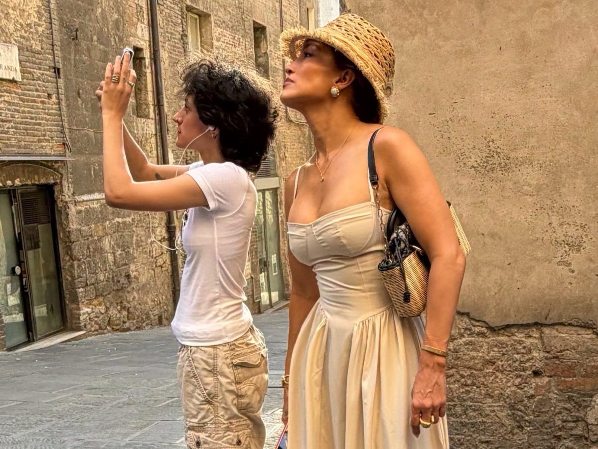 Jennifer Lopez partilha fotografias da sua viagem de carro por Itália com os seus&nbsp;filhos